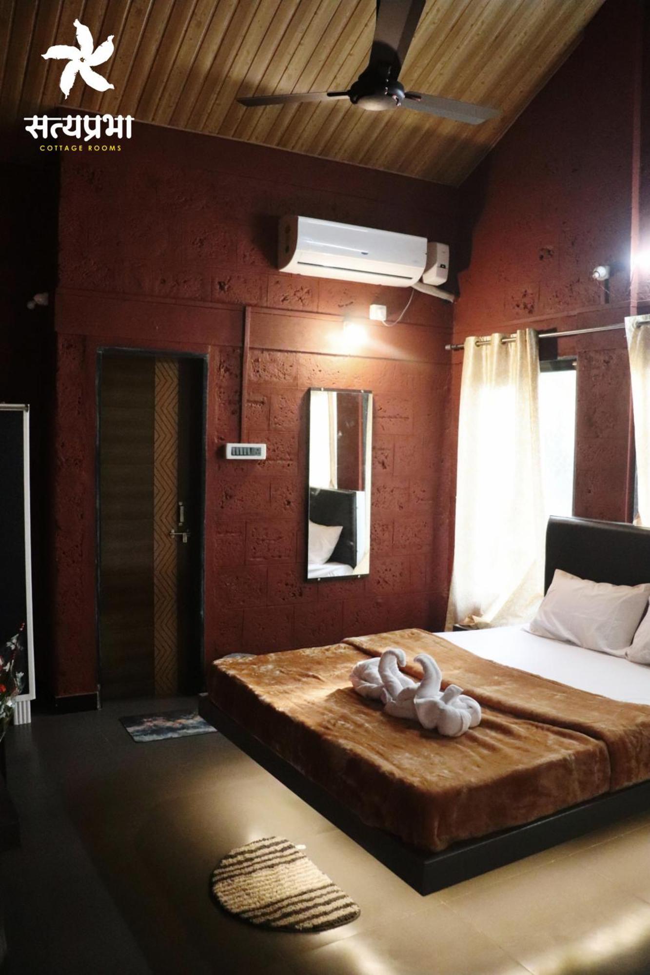 Satyaprabha Cottage Rooms Kudal  Екстер'єр фото